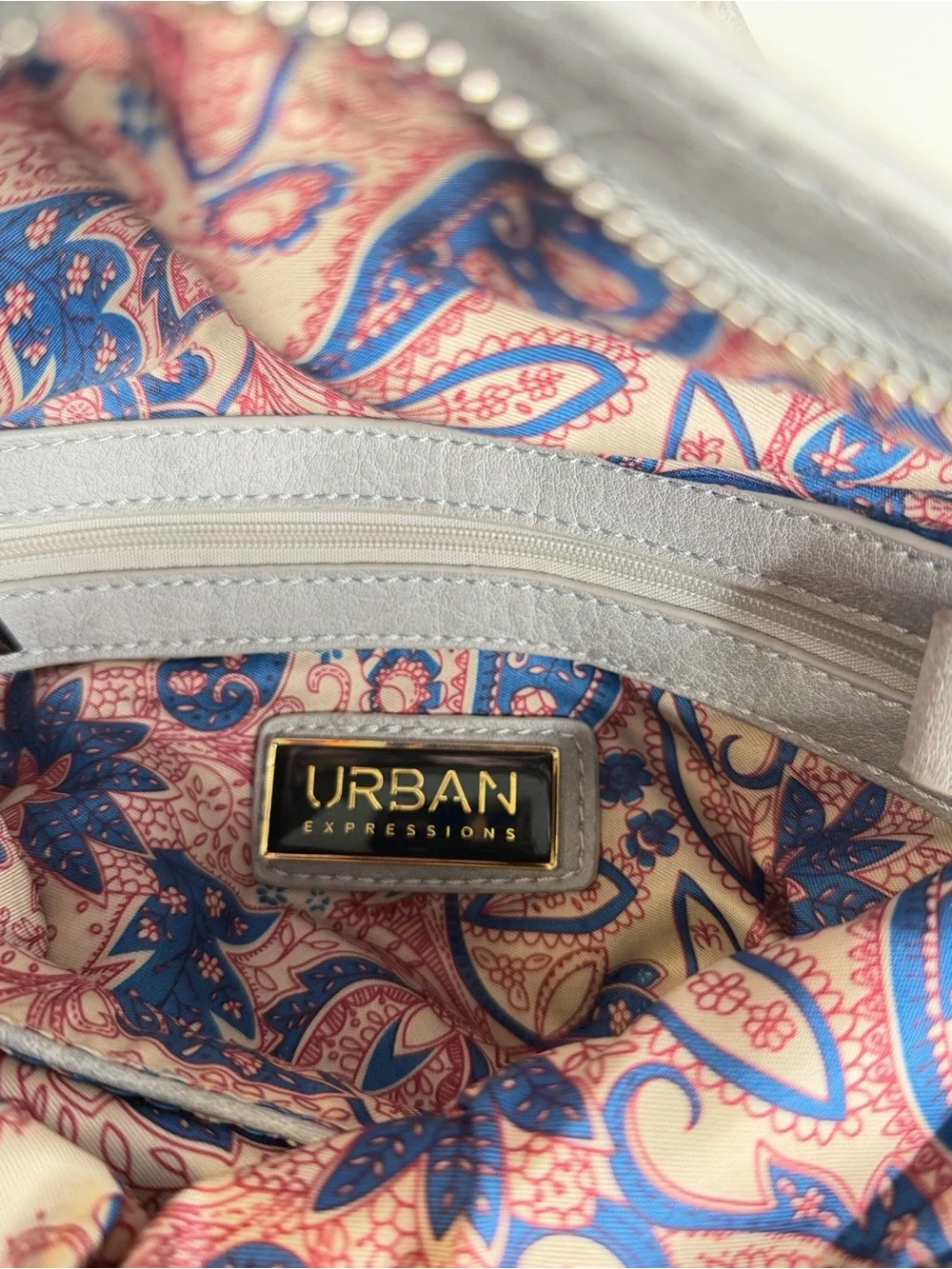 Urban Expressions sleek fold